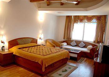 Hotel Silver Rock Масурі Екстер'єр фото